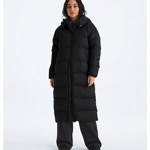 North Face 550 Long Black Puffer Coat